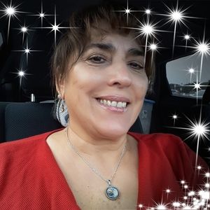 Meet your Posher, Elenice